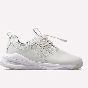 Nursing‎ shoes Women's Classic white Clove size 8